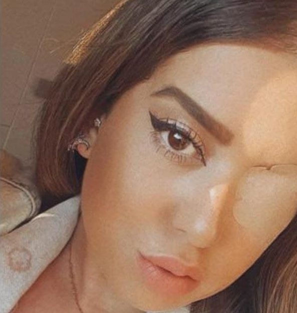 Sara adelgaza 12 kilos en un mes.